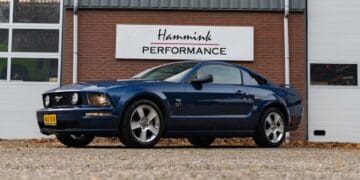 FORD MUSTANG BLAUW GT 4.6L